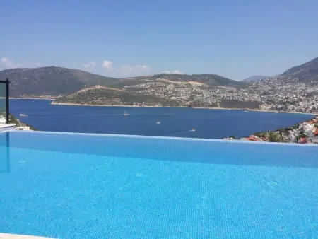 Luxuriöse Villa mit atemberaubendem Meerblick, Maison 8 personnes à Kalkan - Photo 1
