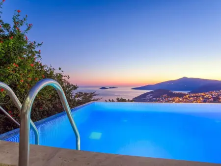 Villa für 10 P mit unglaublichem Ausblick, Maison 10 personnes à Kalkan - Photo 2