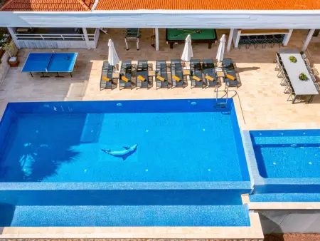 Villa Blueline mit Pool und Meerblick, im Zentrum - Photo 5