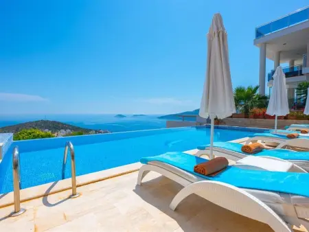 Villa Blueline mit Pool und Meerblick, im Zentrum - Photo 11