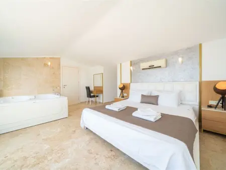 Villa Blueline mit Pool und Meerblick, im Zentrum - Photo 30