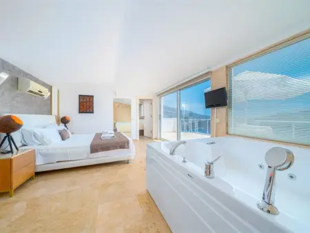 Villa Blueline mit Pool und Meerblick, im Zentrum - Photo 31