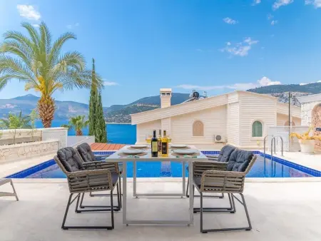 Villa direkt am Meer luxuriös für 4 Personen, Maison 4 personnes à Tasagil - Photo 1