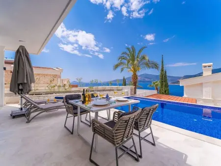 Villa direkt am Meer luxuriös für 4 Personen, Maison 4 personnes à Tasagil - Photo 2