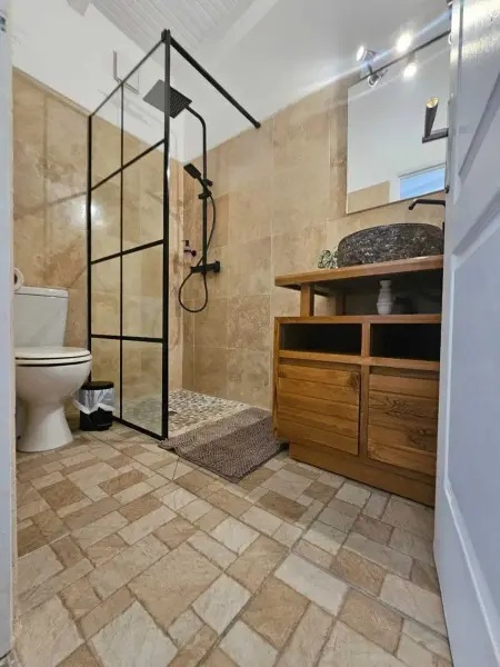 Charmant studio avec jacuzzi à Les Abymes, 25 m² - Photo 9