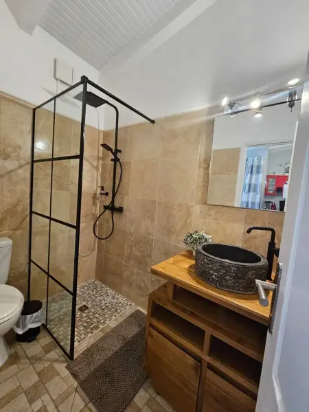 Charmant studio avec jacuzzi à Les Abymes, 25 m² - Photo 10