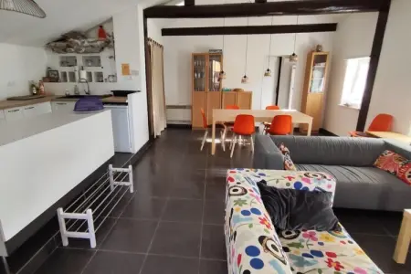 Mirabeau, Maison de charme avec piscine. - Photo 4