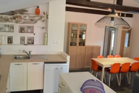 Mirabeau, Maison de charme avec piscine. - Photo 6