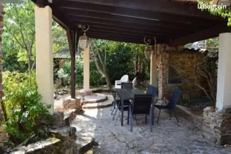 Mirabeau, Maison de charme avec piscine. - Photo 34