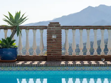 Excellente villa andalouse avec grande piscine privée - Photo 24
