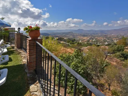 Villa confortable à Mijas avec jardin et proche de la Méditerranée - Photo 10