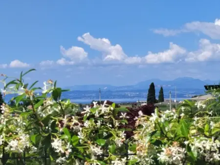 Schönes Ferienhaus Villetta Batik, Maison 6 personnes à Bardolino - Photo 1