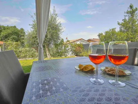 Schönes Ferienhaus Villetta Batik, Maison 6 personnes à Bardolino - Photo 4