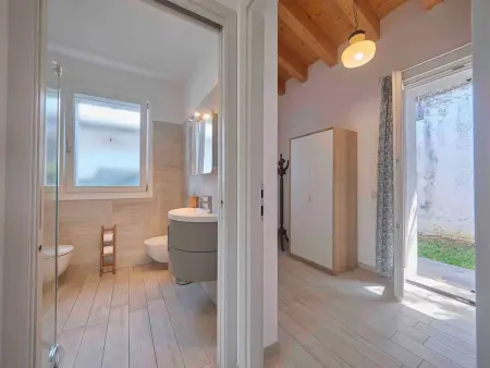 Schönes Ferienhaus Villetta Batik, Maison 6 personnes à Bardolino - Photo 28
