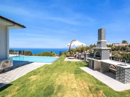 Villa mit Infinity in Fethiye Faralya, Maison 6 personnes à Ölüdeniz - Photo 2