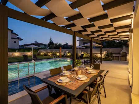 Villa in Ölüdeniz mit Kinderpool, Maison 6 personnes à Ölüdeniz - Photo 3