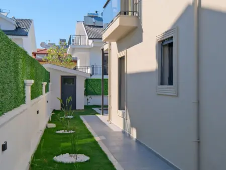 Große Villa in Fethiye Ausserhalb im grünen, Maison 8 personnes à Ölüdeniz - Photo 5