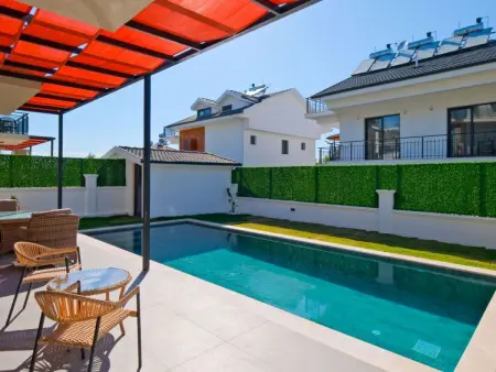 Große Villa in Fethiye Ausserhalb im grünen, Maison 8 personnes à Ölüdeniz - Photo 8