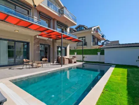 Große Villa in Fethiye Ausserhalb im grünen, Maison 8 personnes à Ölüdeniz - Photo 10