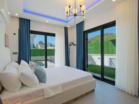 Große Villa in Fethiye Ausserhalb im grünen, Maison 8 personnes à Ölüdeniz - Photo 23