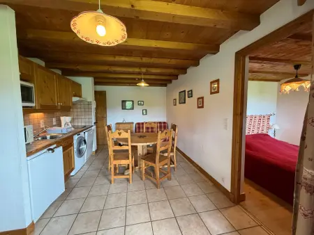 Appartement confortable à proximité du Cernix avec balcon et parking - Photo 2