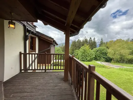 Appartement confortable à proximité du Cernix avec balcon et parking - Photo 3