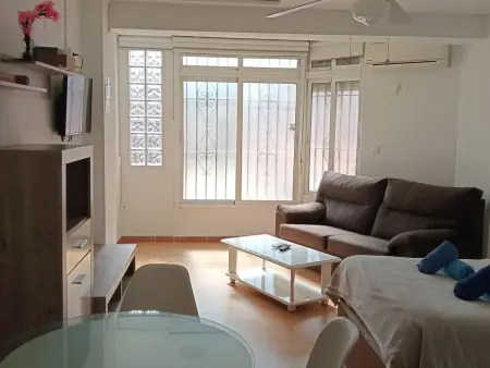 Studio à Torre del Mar, proche plage, piscine, animaux admis - Photo 14