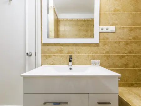 Appartement en front de mer avec climatisation à Torre del Mar, 2 chambres pour 4 personnes - Photo 11