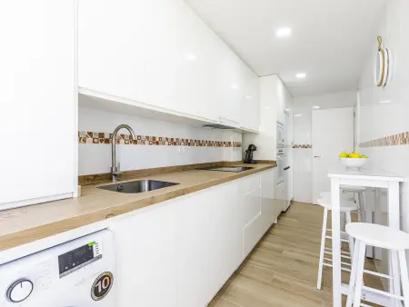 Appartement plage 2 chambres avec climatisation à Torre del Mar - Photo 4
