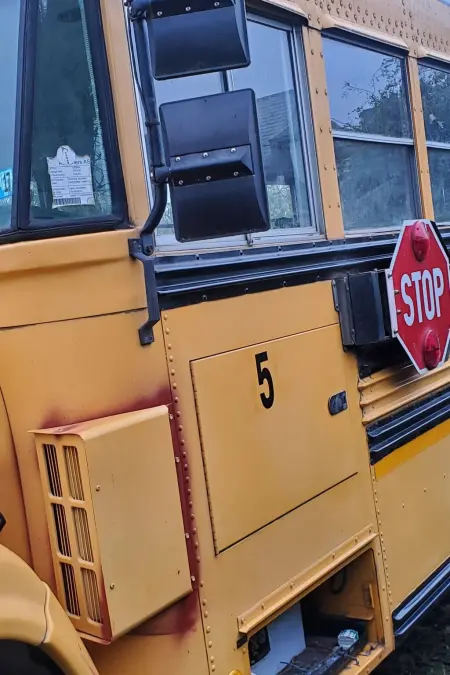 Ungewöhnliche Übernachtung in einem authentischen amerikanischen Schulbus - Photo 4
