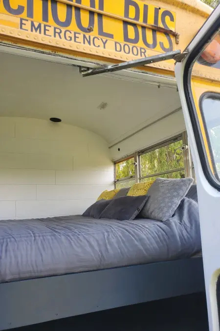 Ungewöhnliche Übernachtung in einem authentischen amerikanischen Schulbus - Photo 6