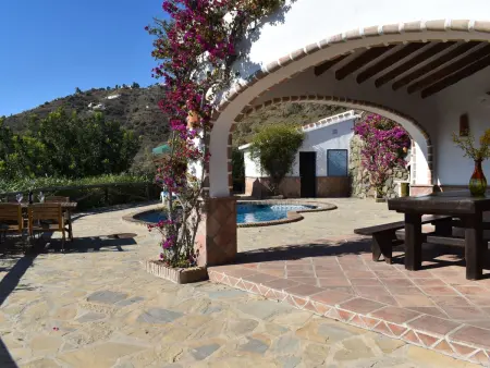 Finca Higueron mit privatem Pool, Maison 6 personnes à Competa - Photo 2
