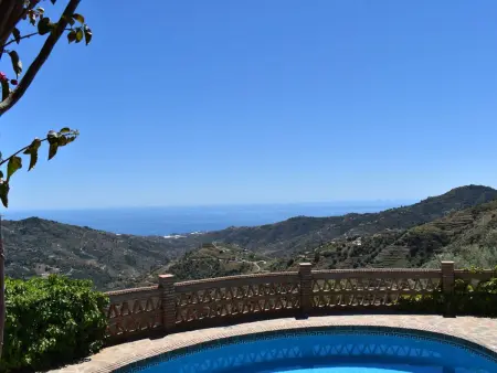 Finca Durillo mit Terrasse und toller Aussicht, Maison 6 personnes à Competa - Photo 2