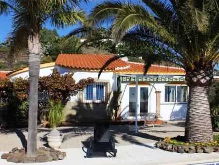 Casa Palmeras in Sayalonga mit Gepflegtem Garten - Photo 6