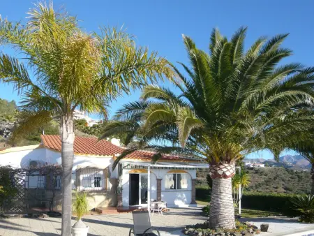 Casa Palmeras in Sayalonga mit Gepflegtem Garten - Photo 19