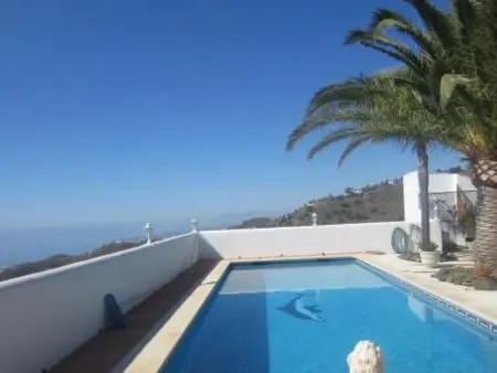 Casa Palmeras in Sayalonga mit Gepflegtem Garten - Photo 25