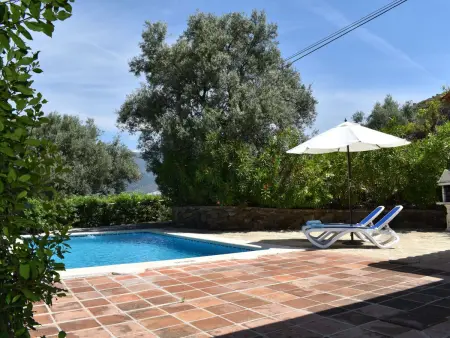 Villa mit privatem Pool, Maison 4 personnes à Sayalonga - Photo 3