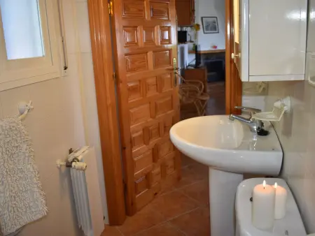 Villa mit privatem Pool, Maison 4 personnes à Sayalonga - Photo 22