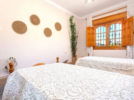 Familienhaus mit großzügigen Außenanlagen, Maison 16 personnes à La Axarquía   Alcaucín - Photo 18