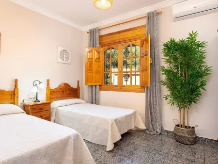 Familienhaus mit großzügigen Außenanlagen, Maison 16 personnes à La Axarquía   Alcaucín - Photo 20