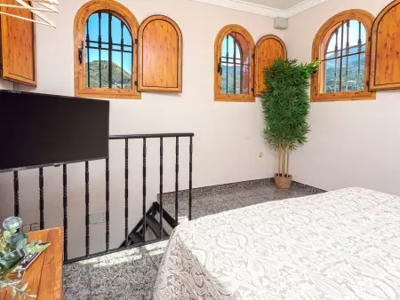 Familienhaus mit großzügigen Außenanlagen, Maison 16 personnes à La Axarquía   Alcaucín - Photo 29