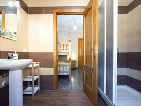 Familienhaus mit großzügigen Außenanlagen, Maison 16 personnes à La Axarquía   Alcaucín - Photo 36