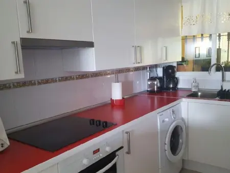 Zweistöckige Ferienwohnung in Marbella-Mijas Costa mit Meerblick - Photo 8