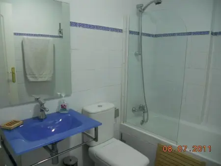 Zweistöckige Ferienwohnung in Marbella-Mijas Costa mit Meerblick - Photo 11