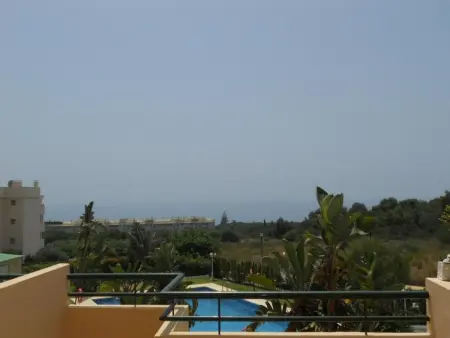 Zweistöckige Ferienwohnung in Marbella-Mijas Costa mit Meerblick - Photo 12