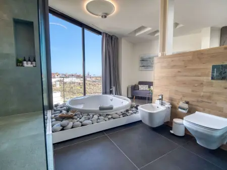 mit überdachtem Pool in Tijoco Bajo, Maison 7 personnes à Adeje - Photo 21