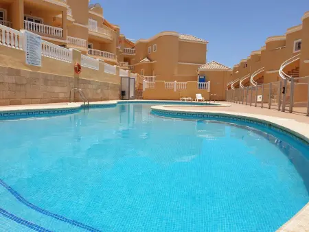 mit beheiztem gemeinsamem Pool, Appartement 4 personnes à Costa Adeje - Photo 1