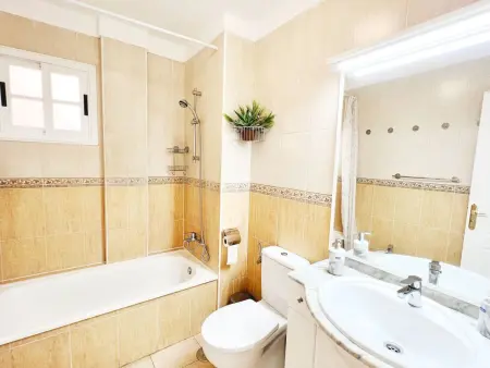 Appartement in Los Cristianos mit gemeinsamem Pool und Terrasse - Photo 34