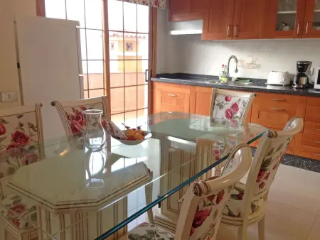 Deluxe Familiensuite mit 2 Schlafzimmern und Meerblick - Photo 9