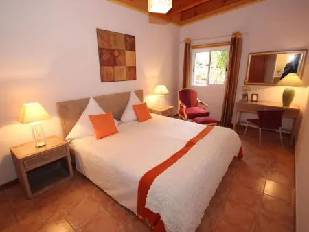 Geräumiges Ferienhaus mit Kaminofen und Terrasse - Photo 2